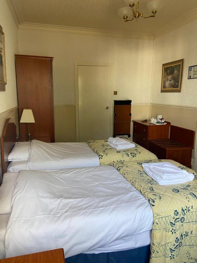 Clarkes Hotel Barrow In Furness Экстерьер фото