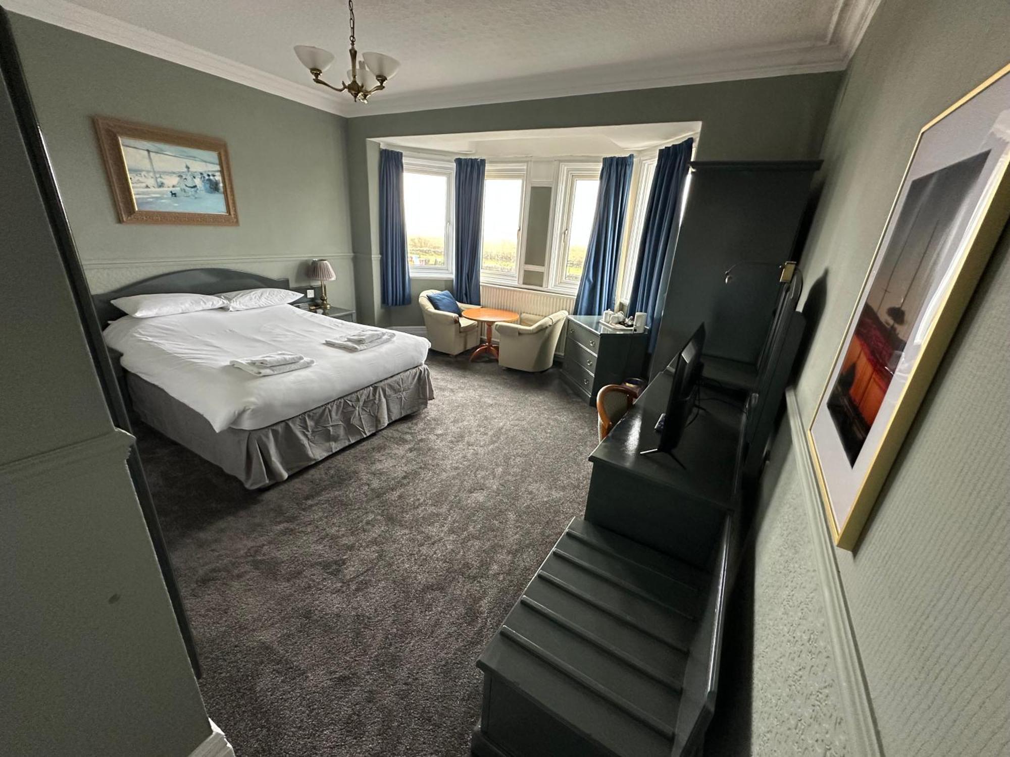 Clarkes Hotel Barrow In Furness Экстерьер фото
